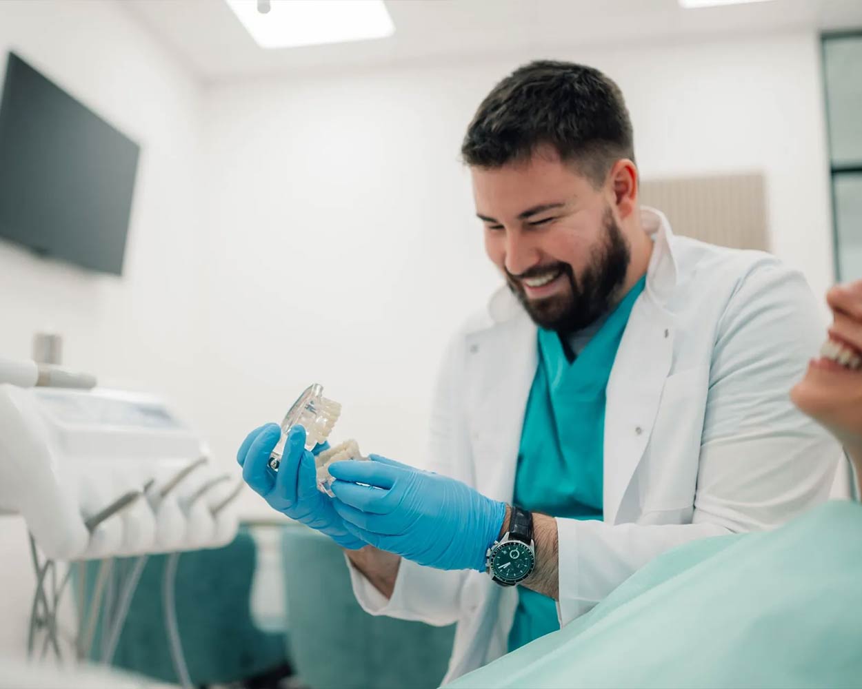 Alcan Family Dental, Same Day Dental Crown Anchorage AK, Family Dental Clinic Anchorage AK, Emergency Dental Care Anchorage AK, Emergency Dental Services Anchorage AK, Dentist Office Anchorage AK, Anchorage Dentures Medicaid, Emergency Dentures Anchorage